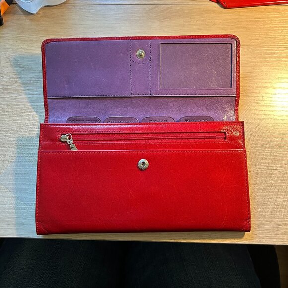 Ladies Gorgeous Red Leather ABAS Travel-folio passport wallet - Picture 3 of 9